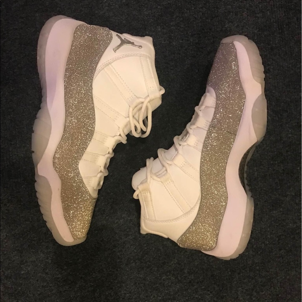 Jordan retro 11s